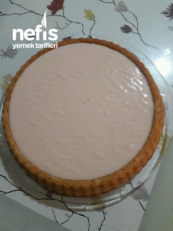 Çilekli Tart Pasta Nefis Yemek Tarifleri 5026565