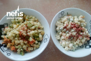 Makarna Salatası (Aynı Malzemelerle İki Çeşit Salata - Sade Ve Yoğurtlu ) Tarifi