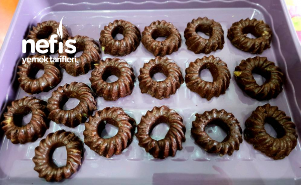 Kahve Yanı Çikolata Bombası Nefis Yemek Tarifleri