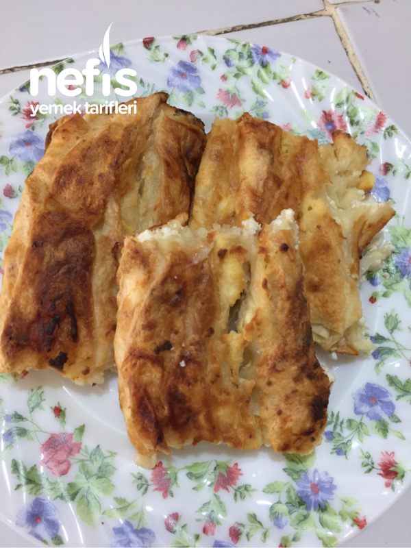 Kırma (Göçmen Böreği) Nefis Yemek Tarifleri