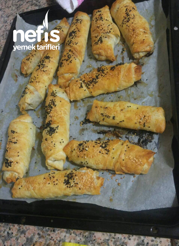 Patlıcanlı Kıymalı Börek Nefis Yemek Tarifleri 5049361