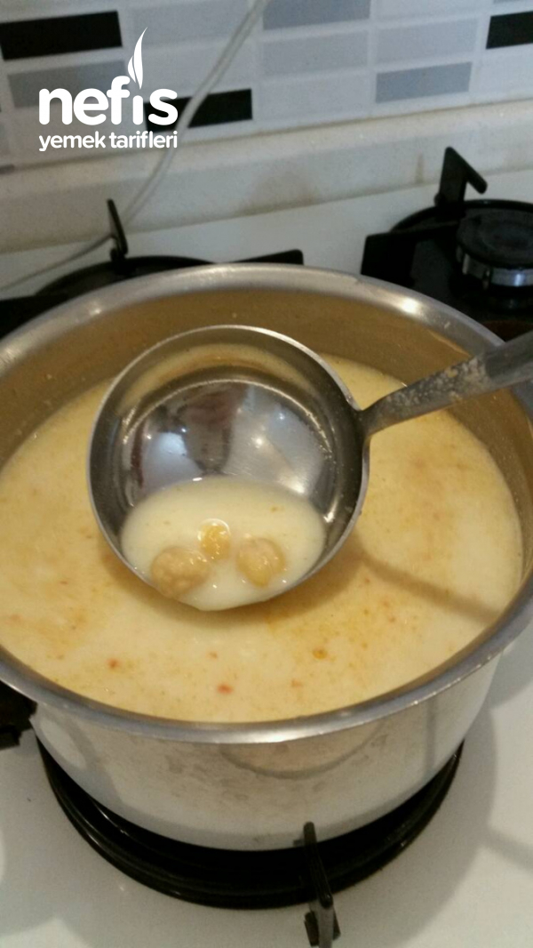 Sütlü Tarhana Çorbası