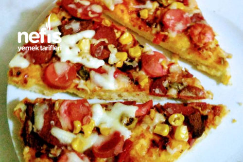 Ev Yapımı Karışık Nefis Pizza Tarifi