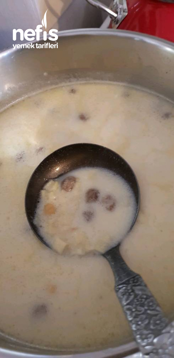 Besleyici köfteli Yogurt Çorba