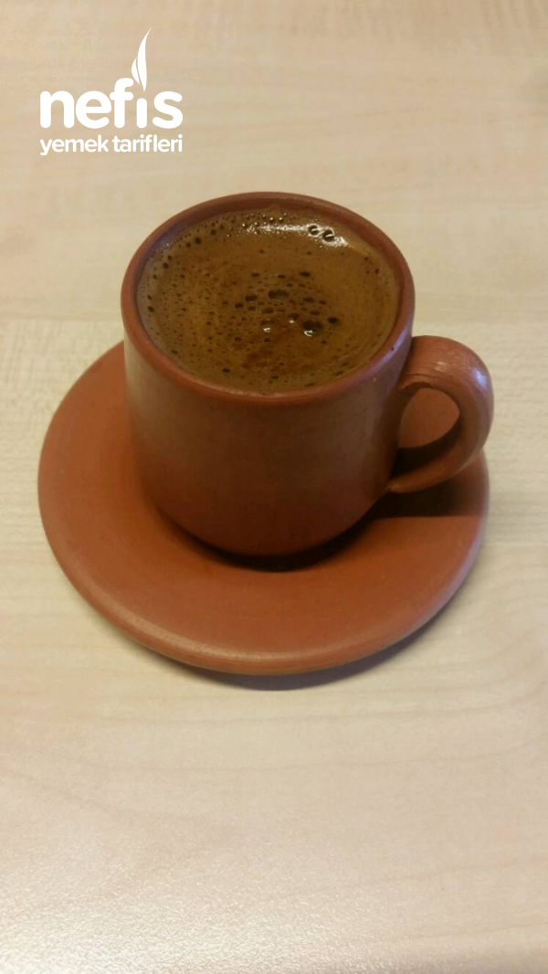 Bol Köpüklü Türk Kahvesi (sade)