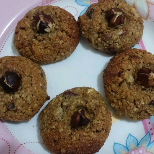 Unsuz Şekersiz Kurabiye (Kuru Üzümlü) Nefis Yemek Tarifleri
