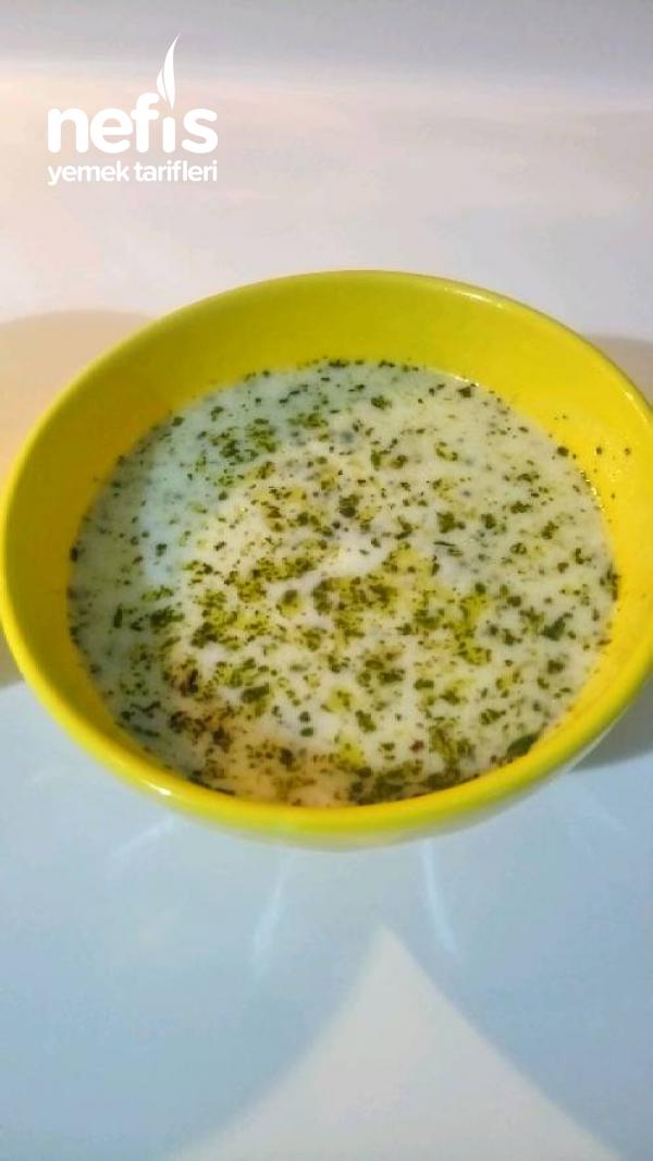 Erişteli Yoğurtlu Çorba (mutlaka Deneyin)