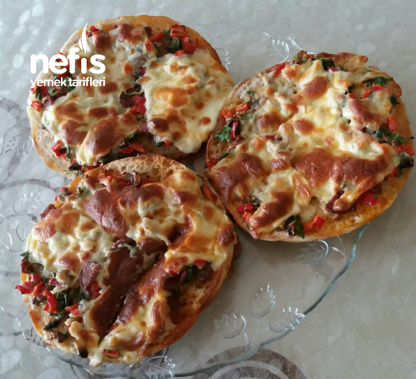 Kahvaltılık Pizza Nefis Yemek Tarifleri 5136145