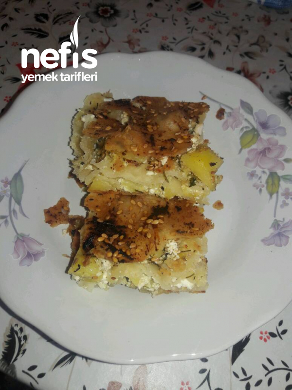 Patatesli Peynirli Tepsi Böreği Tarifi Nefis Yemek Tarifleri 5136347