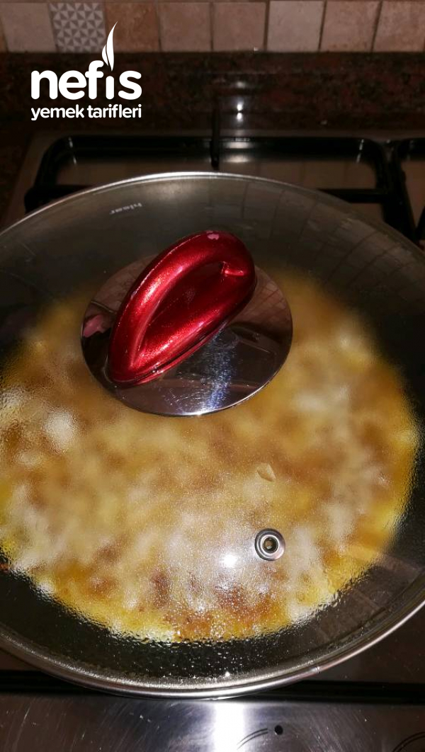 Enfes Patatesli Kaşar Peynirli Omlet