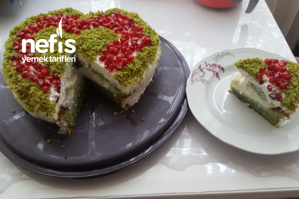Ispanaklı Yaş Pasta Nefis Yemek Tarifleri 5152854