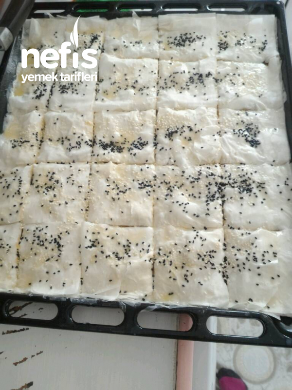 Patlıcanlı Çıtır Börek