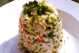 Nar Ekşili Pirinç Salatası Tarifi