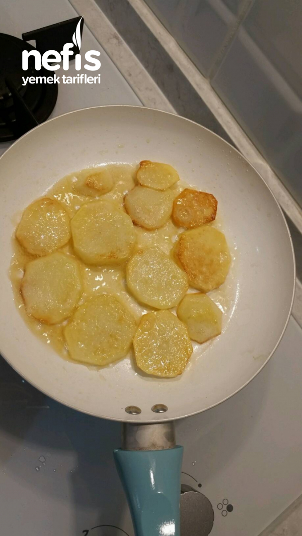 Patatesli Sucuklu Yumurta
