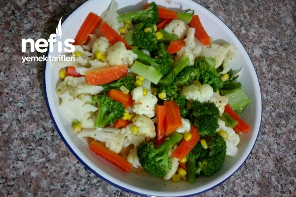 Sarımsaklı Ekşi Soslu Sebze Salatası (Vitamin Deposu)