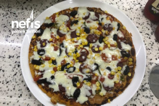 Garantili İncecik Pizza Tarifi