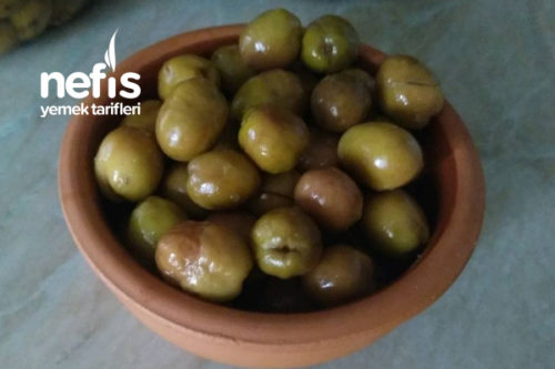 Kırma Yöntemiyle Yeşil Zeytin Salamurası Tarifi