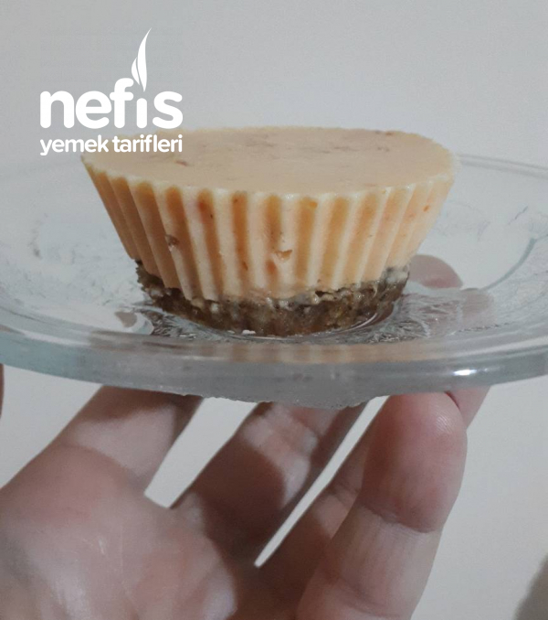 Cennet Hurmalı Fit Cheesecake