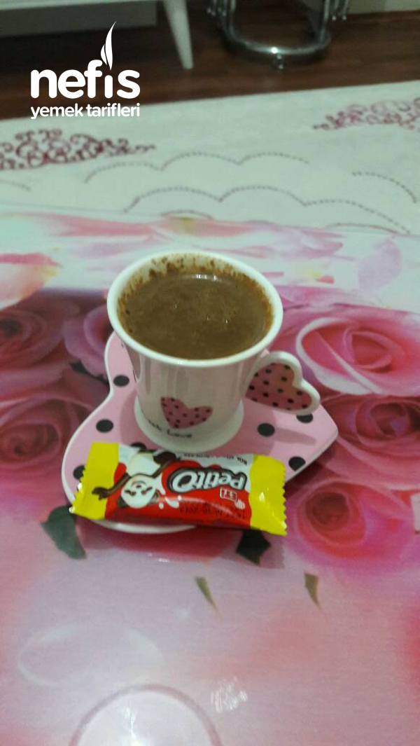 Sütlü Damla Çikolatalı Türk Kahvesi