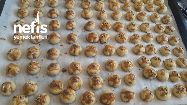 Bayatlamayan Minik Tuzlu Kurabiye Nefis Yemek Tarifleri