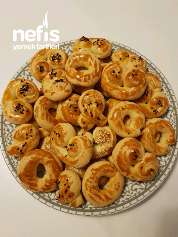 nefis yemek tariflerinden tuzlu kurabiye tarifleri