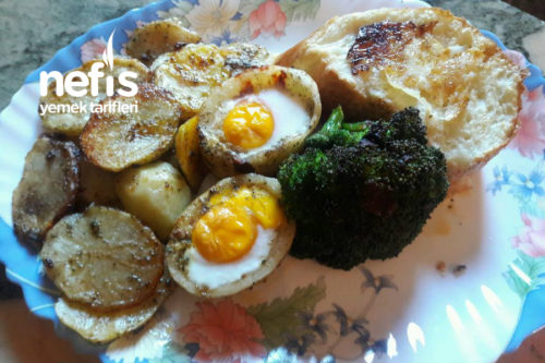 Kahvaltılık Patates Çanağında Yumurta Pamuk Gibi Sıcacık Ekmek Tarifi