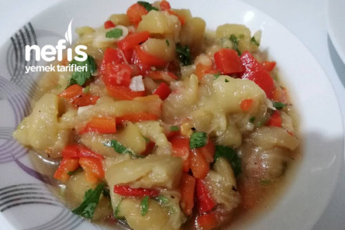 Yedikçe Yemek İsteyeceğiniz Serin Patlıcan Salatası Tarifi