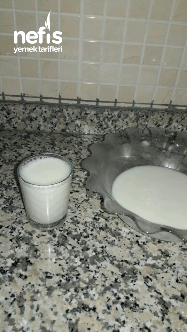 Badem Sütü Nasıl Yapılır ( Resimli )