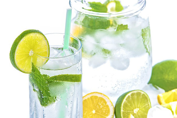 Soda – Maden Suyu Kaç Kalori? Sade, Limonlu, Meyveli Soda Kalorileri Tarifi