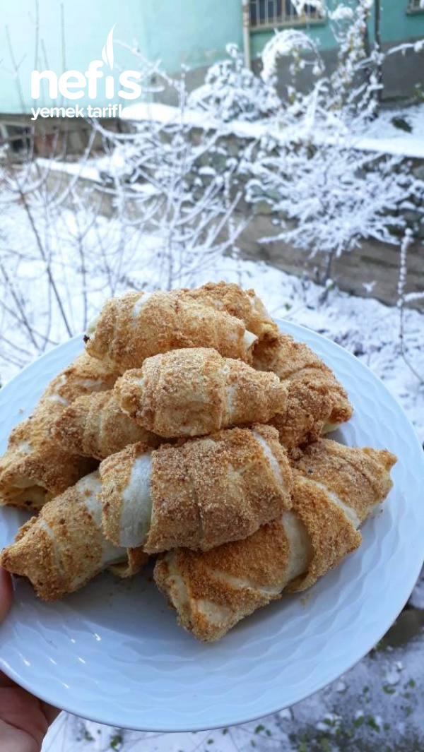 Zahmetsiz Kruvasan börek (fovoriniz olacak)