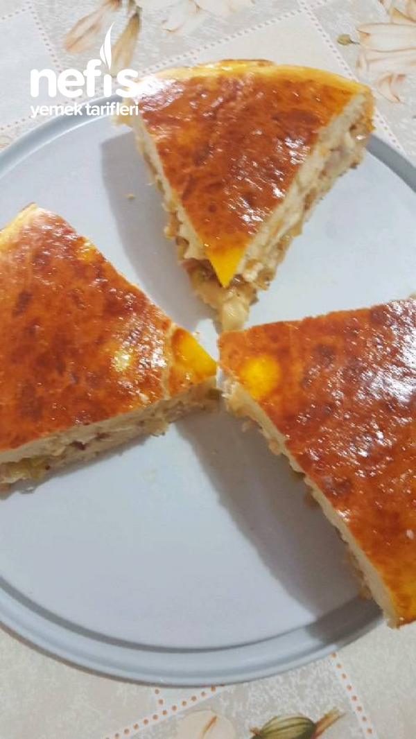 Teremyağlı Pırasalı El Açma Börek Nefis Yemek Tarifleri