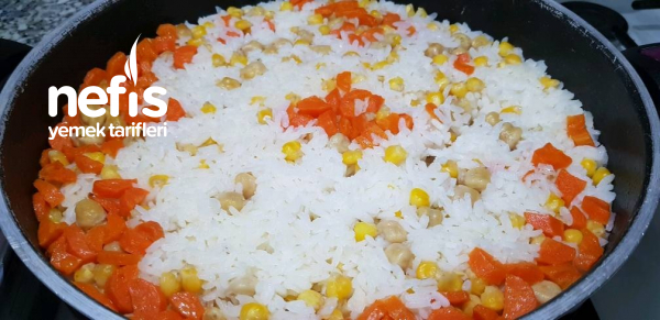 Teremyağlı Sebzeli Nohutlu Pirinç Pilavı