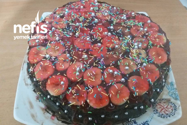 Yaş Pasta Nefis Yemek Tarifleri 5296952