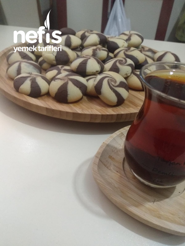 İki Renkli Kurabiye Nefis Yemek Tarifleri 5308436