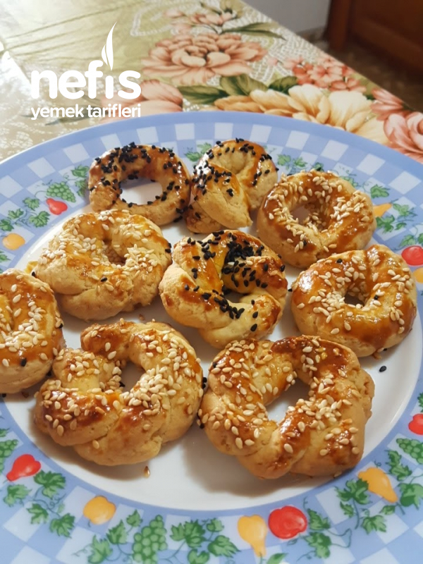 Teremyağlı Tuzlu Kurabiyeler Nefis Yemek Tarifleri