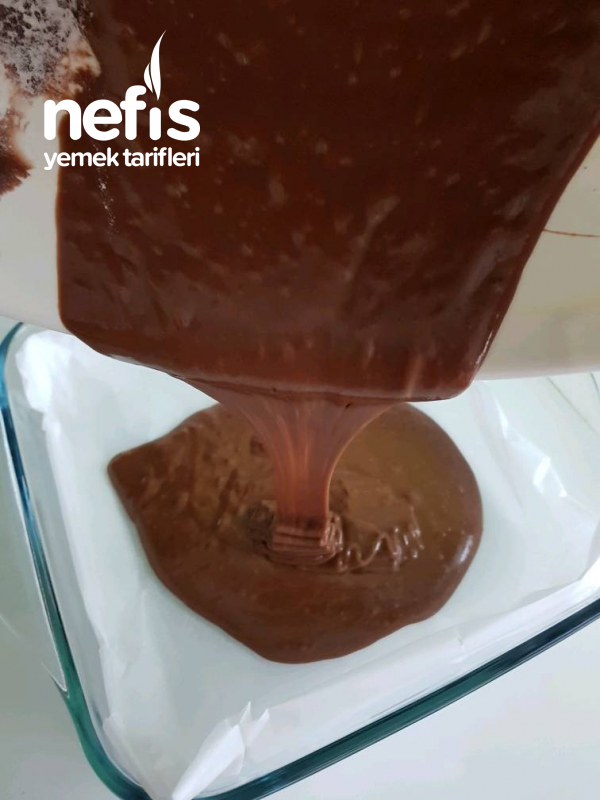 3 Malzemeli Browni Tadında Kek Nefis Yemek Tarifleri