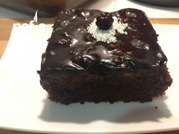Cevizli Çikolata Ganajlı Islak Kek
