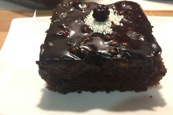 Cevizli Çikolata Ganajlı Islak Kek
