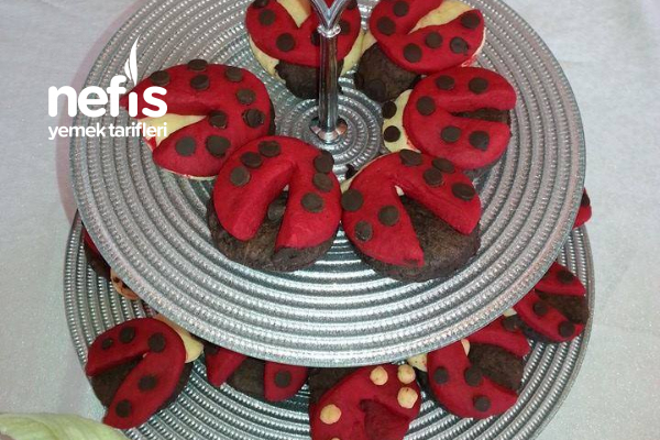 Teremyağlı Uğur Böcekli Kurabiye Nefis Yemek Tarifleri