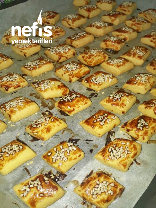 Teremyağlı Mısır Unlu Tuzlu Kurabiye Nefis Yemek Tarifleri