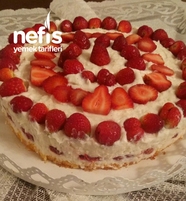 Çilekli Pasta Nefis Yemek Tarifleri 5336304