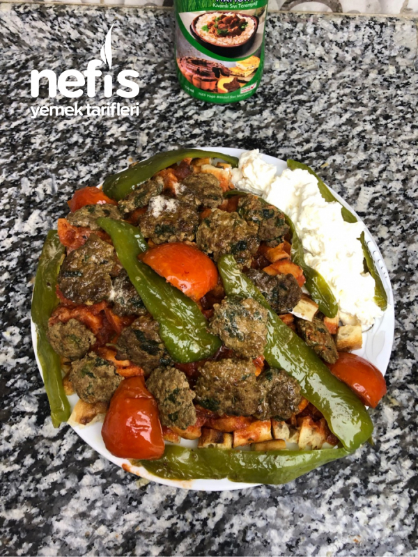 Teremyağlı Ev Yapımı Köfteli İskender Nefis Yemek Tarifleri