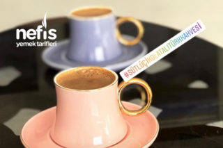 Sütlü Çikolatalı Türk Kahvesi ( İçenlerin Türk Kahvesi Mi Bu Diye Sorduğu Enfes Kahve ) Tarifi