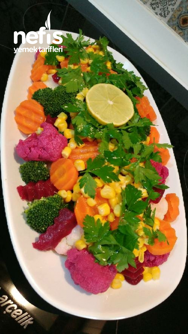 Renkli Ağaç Dalları Salatası (Karnabahar Ve Brokoli)