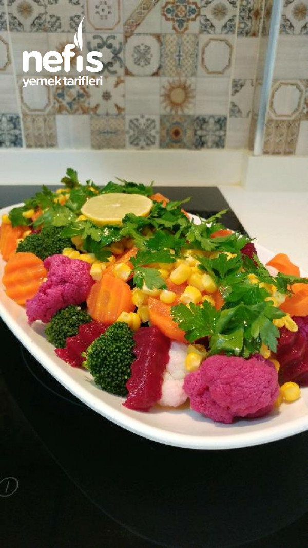 Renkli Ağaç Dalları Salatası (Karnabahar Ve Brokoli)