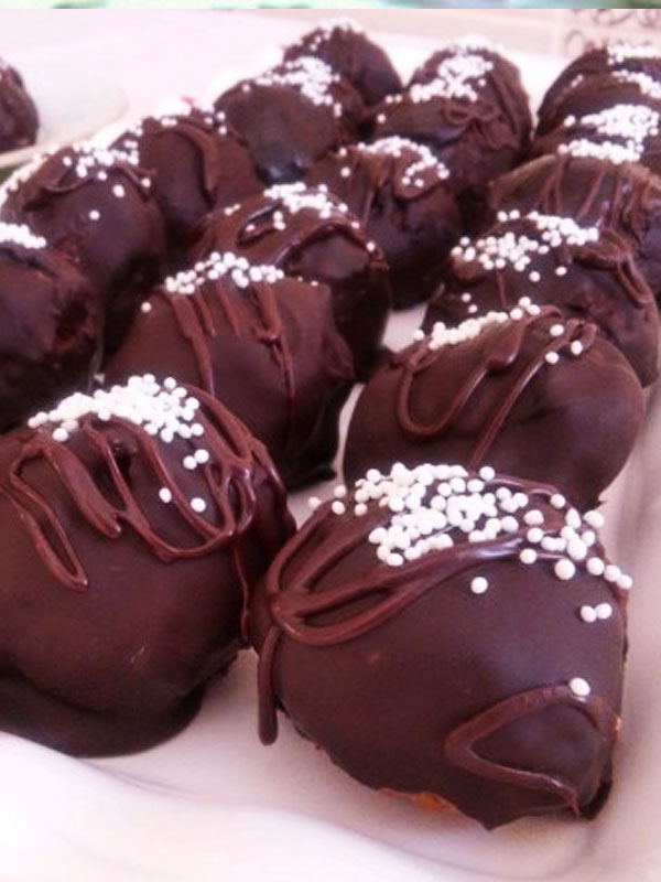 İrmikli Bisküvili Çikolata Topları Nefis Yemek Tarifleri