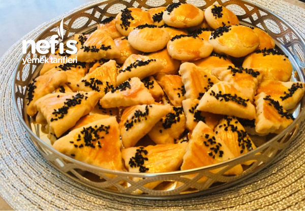 Gevrek Tuzlu Kurabiye Nefis Yemek Tarifleri 5373597