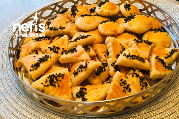 Gevrek Tuzlu Kurabiye Nefis Yemek Tarifleri 5373597