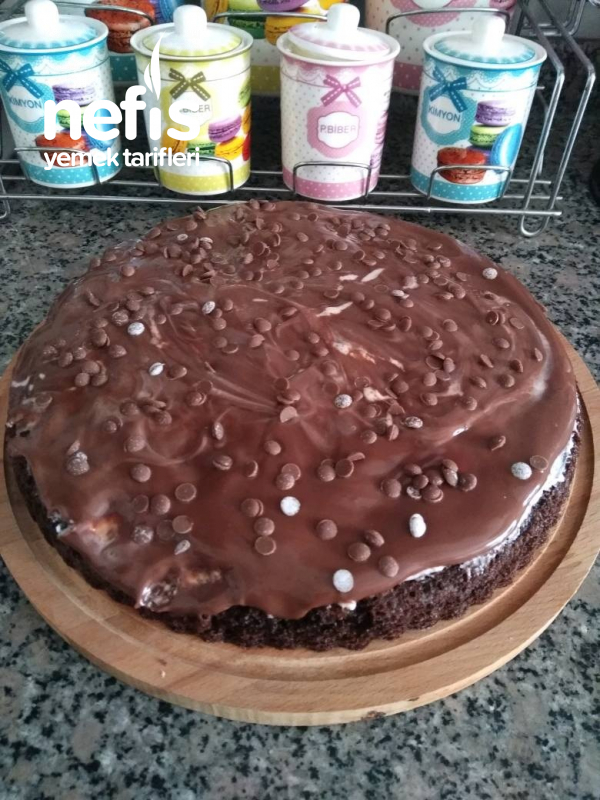 Tart Kalıbında Ağlayan Pasta Nefis Yemek Tarifleri 5384039