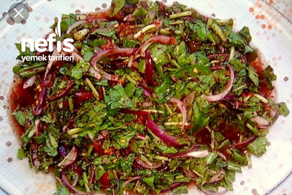 Sarımsaklı Roka Salatası